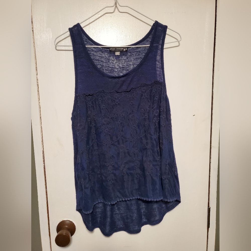 Large Star scene los angeles tank top